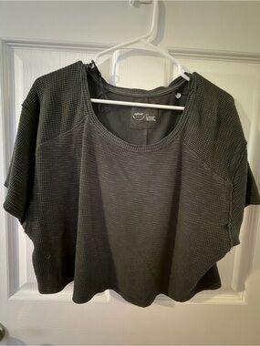 Aerie Tee NWOT